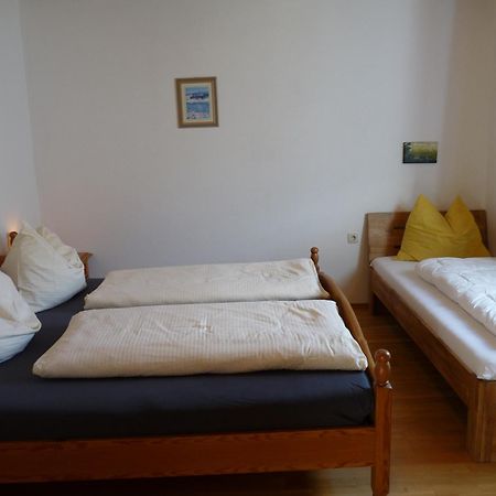 Ferienhaus Schaefer - Apartments - Wintersports - Family Holiday - Holiday With Your Dog - Rural & Scenic Flattnitz エクステリア 写真