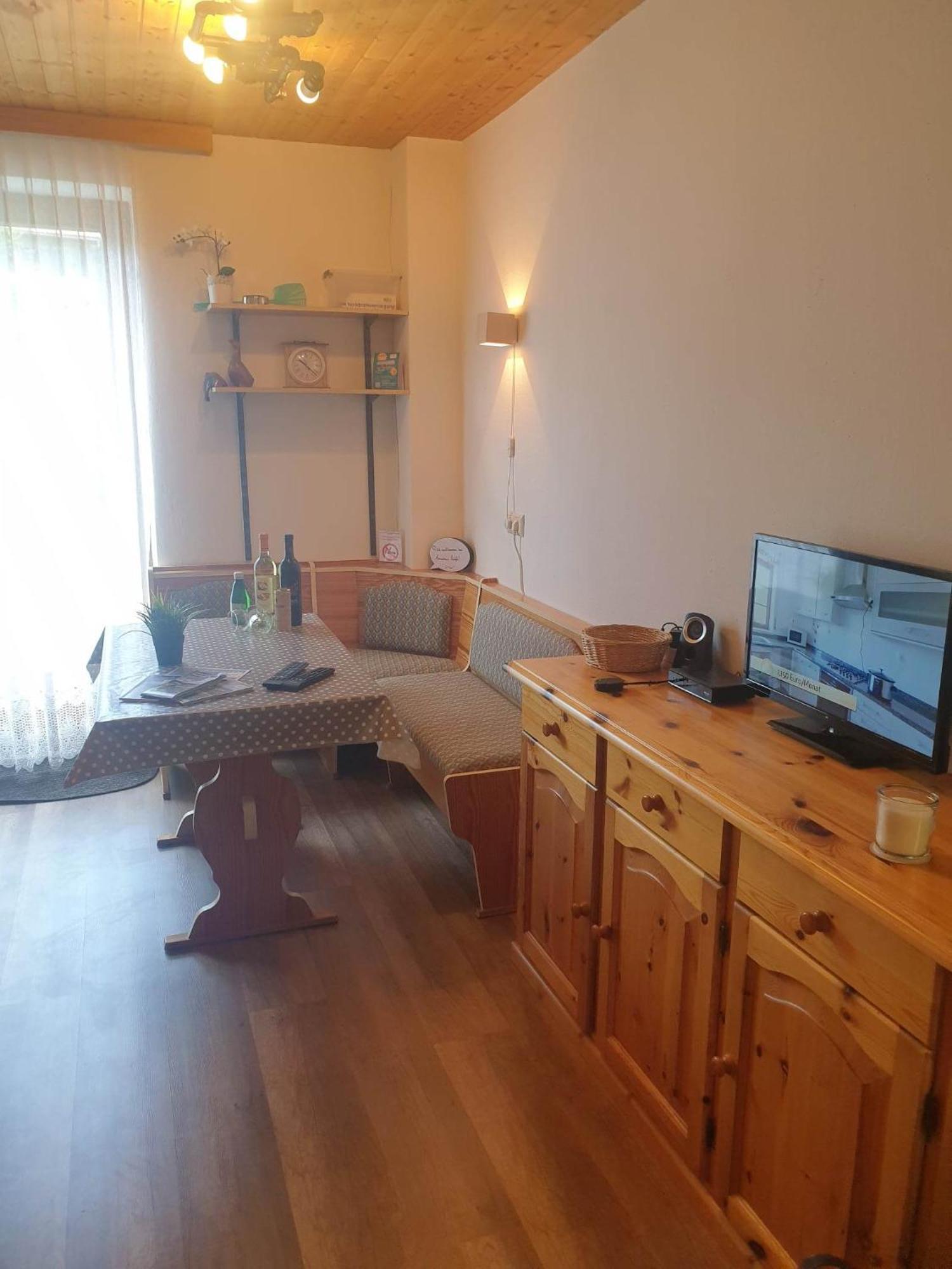 Ferienhaus Schaefer - Apartments - Wintersports - Family Holiday - Holiday With Your Dog - Rural & Scenic Flattnitz エクステリア 写真